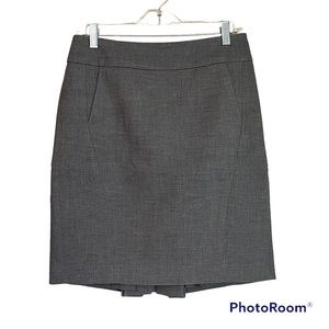 LOFT Gray Back Pleat Pencil Skirt Size 6P